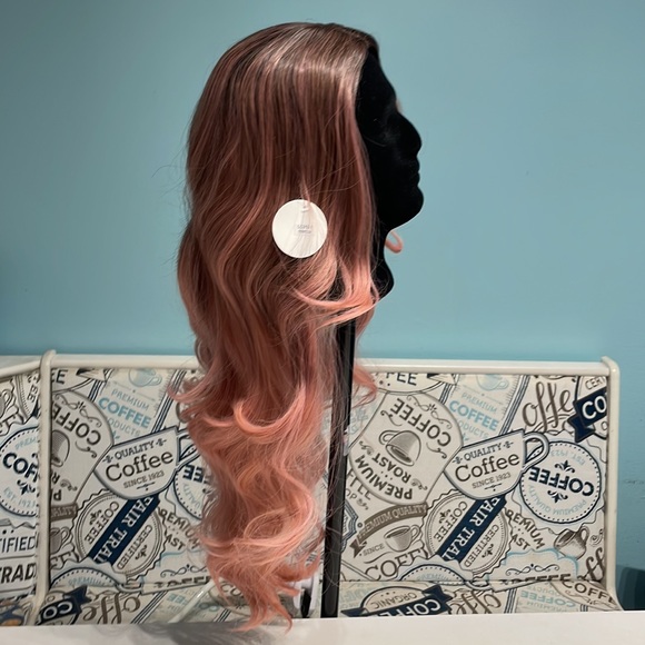 Pink ombré wig 24” - Picture 2 of 6